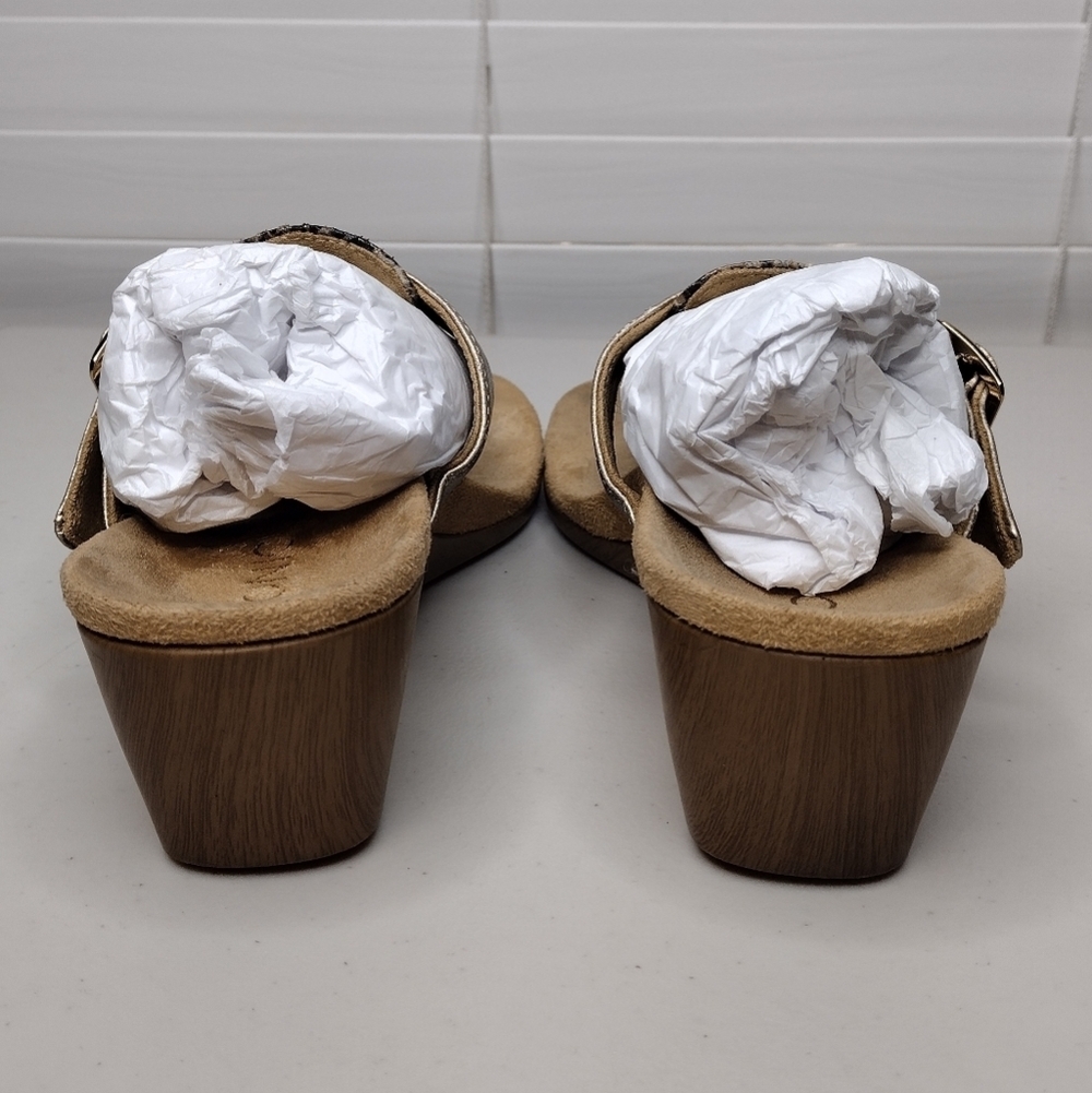 Vionic Alanis Women's Snakeskin Leather Toe-Post Wedge Sandals - Picture 6 of 15